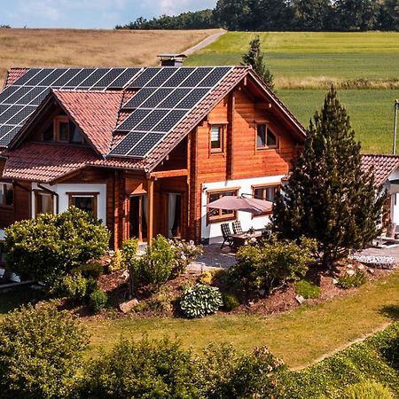 Steewer Landhaus Gemuetliche Ferienwohnung Bis 6 Pers In Ruhiger Ortsrandlage Stebach Exterior foto