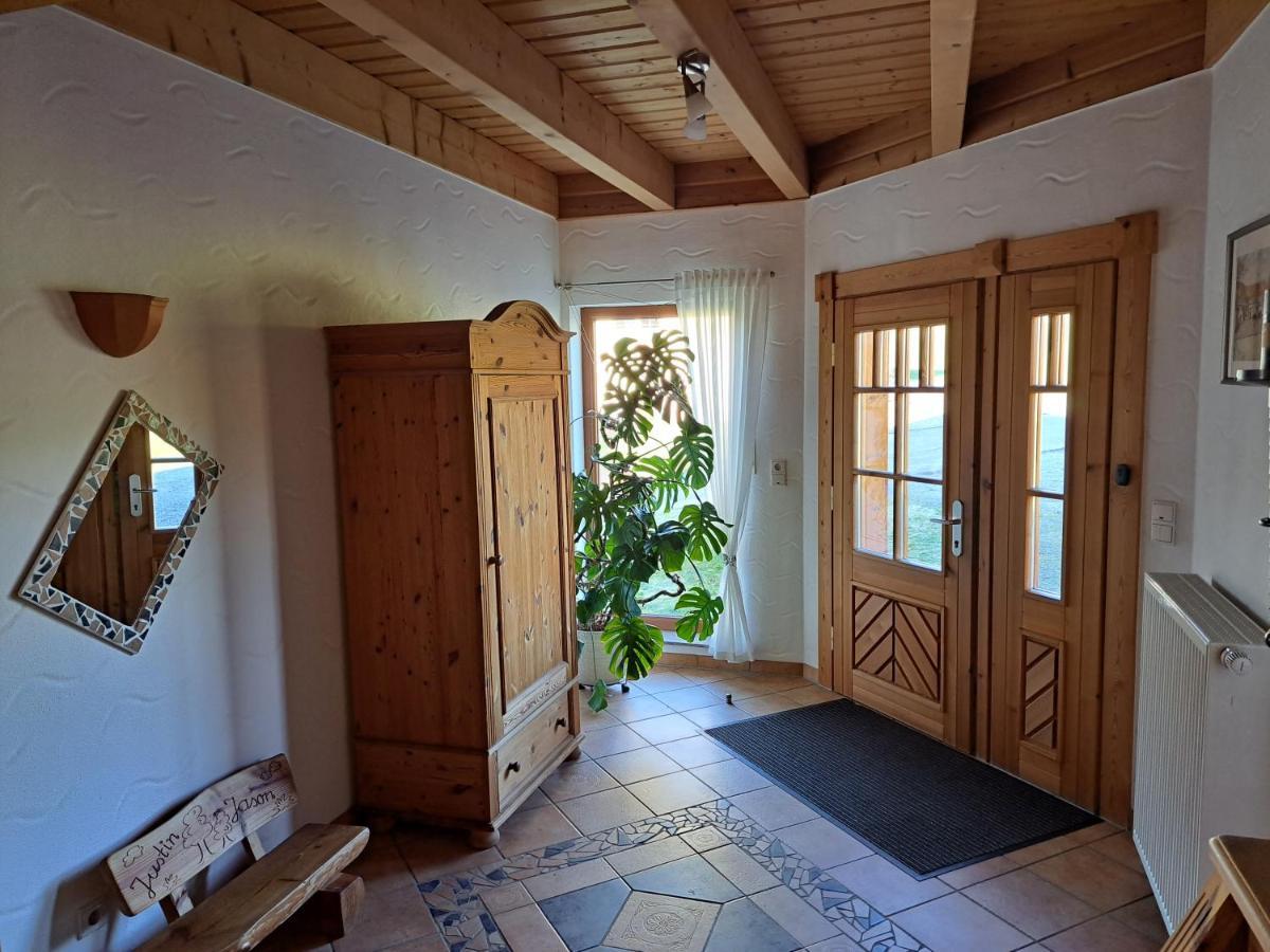Steewer Landhaus Gemuetliche Ferienwohnung Bis 6 Pers In Ruhiger Ortsrandlage Stebach Exterior foto