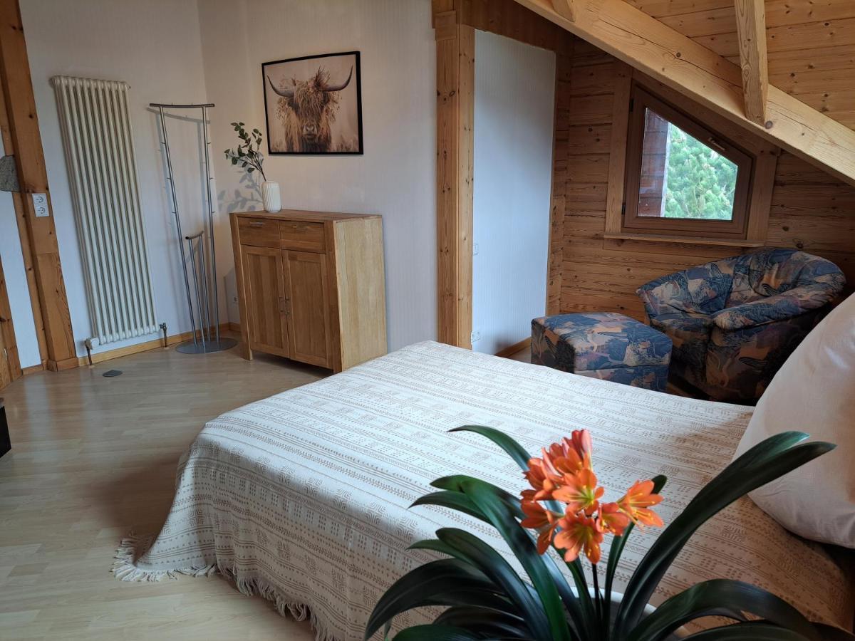 Steewer Landhaus Gemuetliche Ferienwohnung Bis 6 Pers In Ruhiger Ortsrandlage Stebach Exterior foto