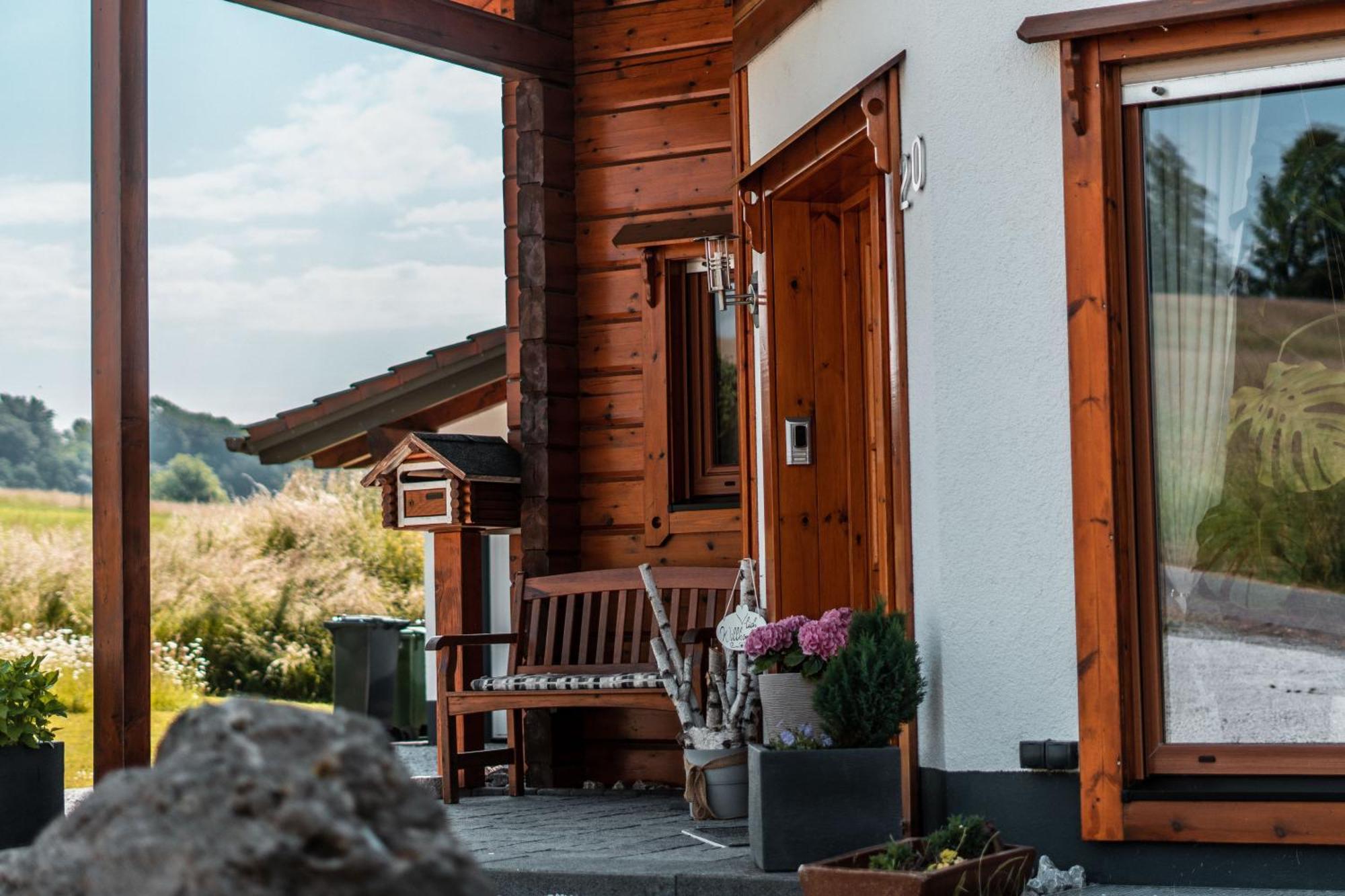 Steewer Landhaus Gemuetliche Ferienwohnung Bis 6 Pers In Ruhiger Ortsrandlage Stebach Exterior foto