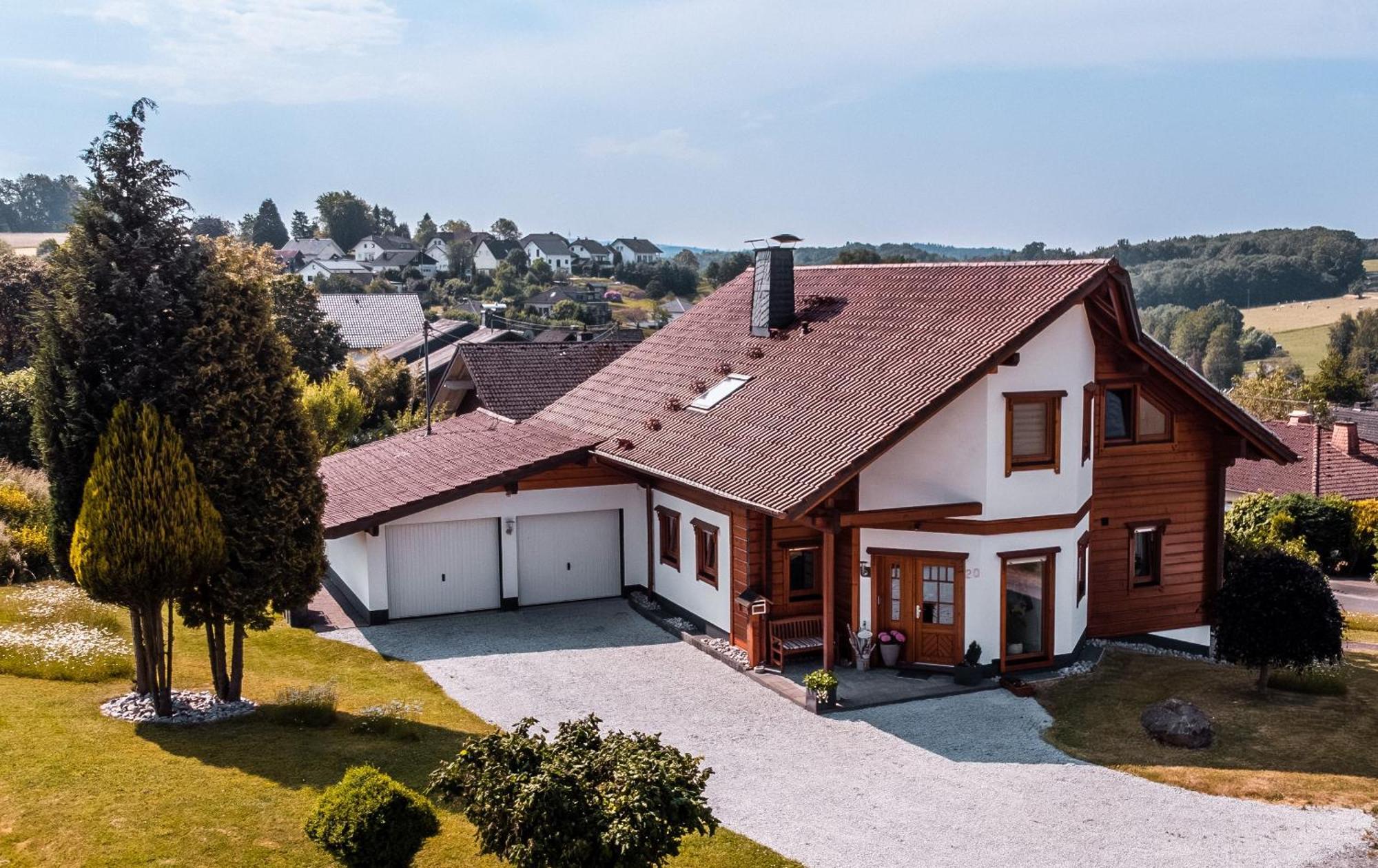 Steewer Landhaus Gemuetliche Ferienwohnung Bis 6 Pers In Ruhiger Ortsrandlage Stebach Exterior foto